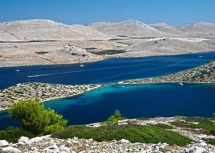 In With Sea View, Terrace, Air Conditioning, W-lan 5026-1 Appartement Murter